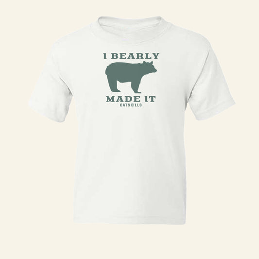 Kids Punny Castkills Youth Tee Shirt - Catskill Mountains Gift Idea for Kids